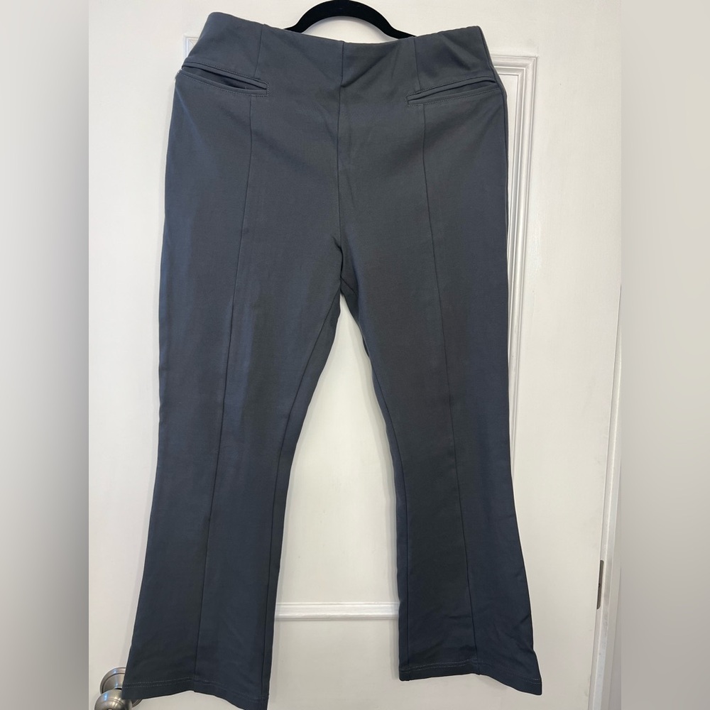 Betabrand Slim Capri Flare Pants in Gray